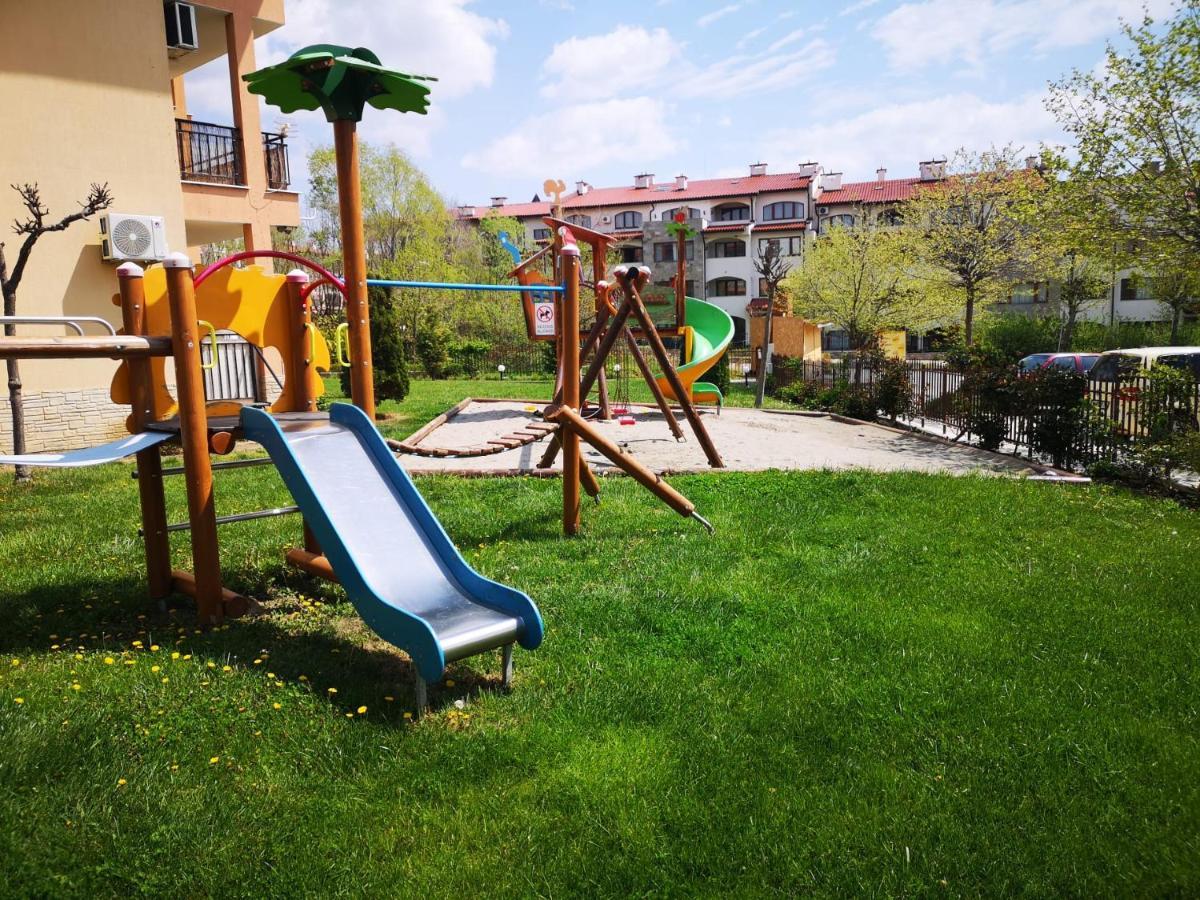 Menada Sky Dreams Sveti Vlas Exterior foto